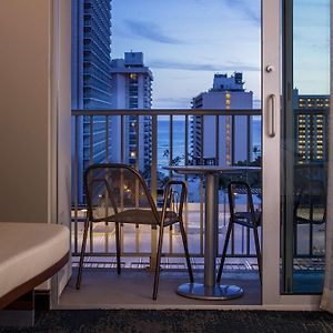 Chambre Accessible aux Personnes Malentendantes Lit King-Size